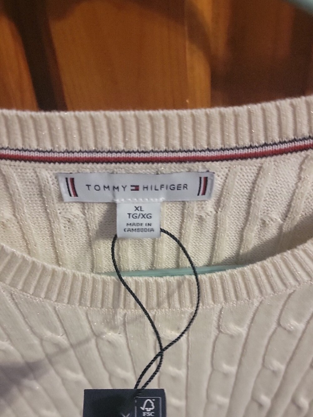 Tommy Hilfiger Off-White Cable Knit Crewneck Sweater - Picture 3 of 5